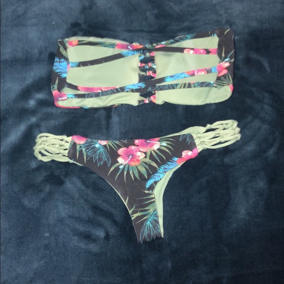 San Lorenzo bathing suit set! - Picture 2 of 4